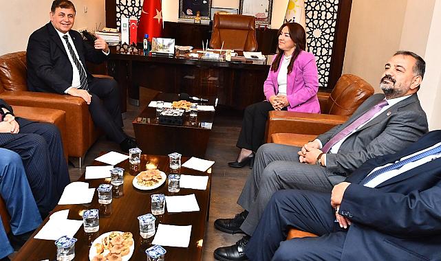 Başkan Tugay’dan İYİ Parti’ye ziyaret  “5 yıl hep beraber çalışacağız”