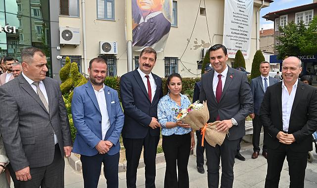 Başkan Zeyrek, “Elimizden gelen her şeyi halkımızı memnun etmek için ortaya koyacağız”