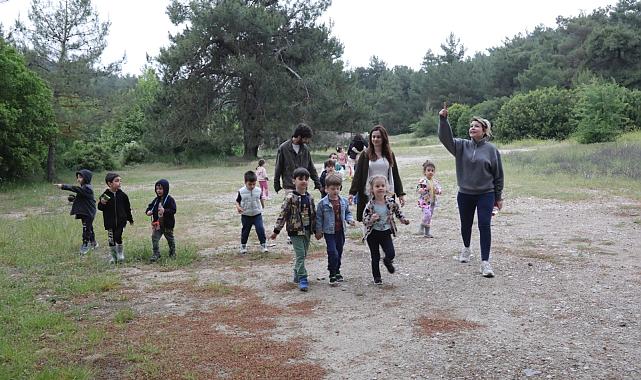 Bayraklı&#039;da çocuklar yerinde öğreniyor