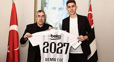 Beşiktaş'tan sözleşme açıklaması! Genç yıldızla 2027 yılına kadar imzalandı