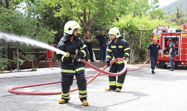 Geleceğin İtfaiyecileri Uygulamalı Eğitimde