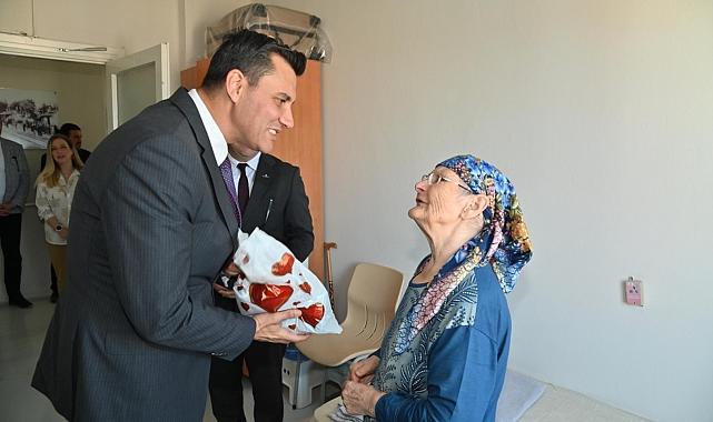 Huzurevi Sakinleri Başkan Zeyrek’e Teşekkür Etti