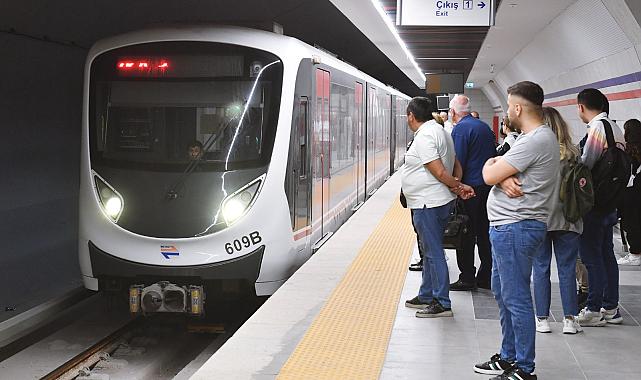İzmir Metrosu 24 yaşında  1 milyar 400 milyon yolcu taşındı
