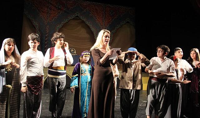 İzmir sanat dünyasını üzen haber: Bornova Şehir Tiyatrosu’nun kurucusu Rafet Güçoğlu hayatını kaybetti