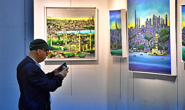 İzmirliler&#039;den Sanat ve Antika Fuarı&#039;na yoğun ilgi