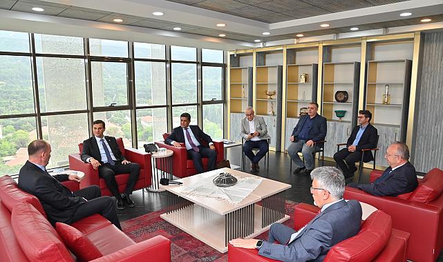 Kaymakam Atilla Kantay’dan Başkan Ferdi Zeyrek’e Ziyaret