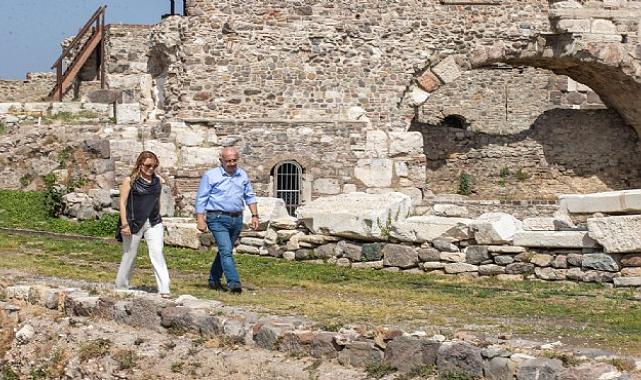 Konak’ın tanıtımı için Agora’da tarihi buluşma