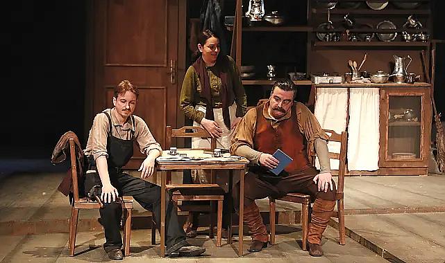 Nazım Hikmet'in "Yolcu" oyununun prömiyeri yapıldı