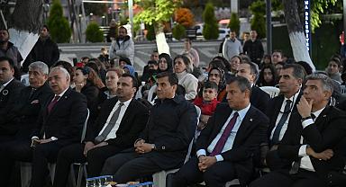 SOMA MADEN ŞEHİTLERİNİN AİLELERİYLE YEMEKTE BİR ARAYA GELİNDİ