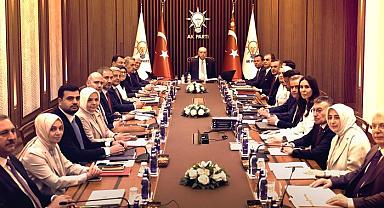 AK Parti’de Değişim Rüzgarı Esiyor