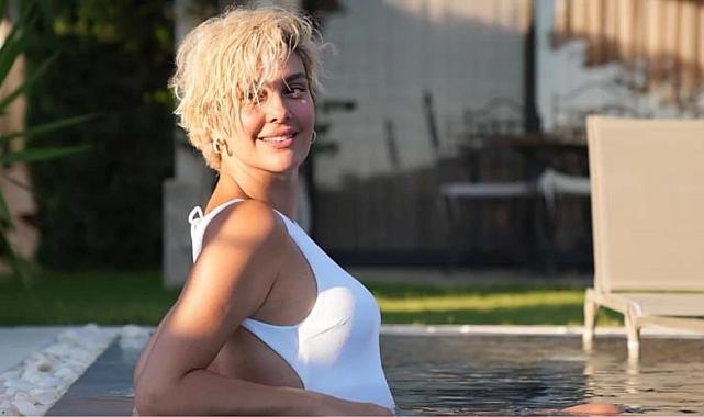 20 kilo veren Bergüzar Korel, mayolu pozlarıyla hayran bıraktı