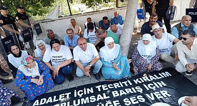 Adana’da Kolluk Kuvvetleri Ablukasında Tecrit Eylemi!