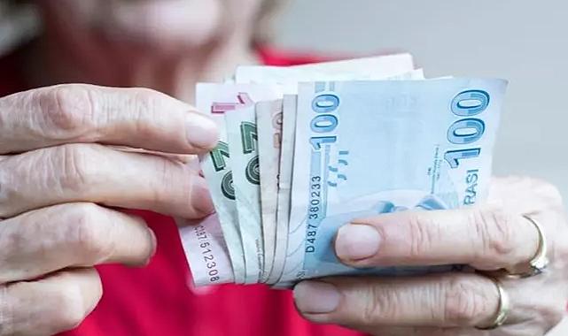 Artık ev kadınları da emekli olabilecek! Beklenen torba yasadan emeklilik düzenlemesi çıktı