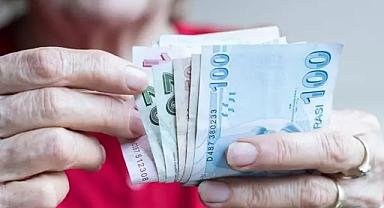Artık ev kadınları da emekli olabilecek! Beklenen torba yasadan emeklilik düzenlemesi çıktı