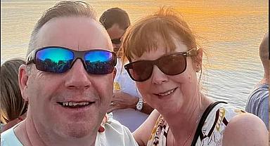 BBC Yorumcusu John Hunt'un eşi ve iki kızı, kızının eski sevgilisi tarafından öldürüldü