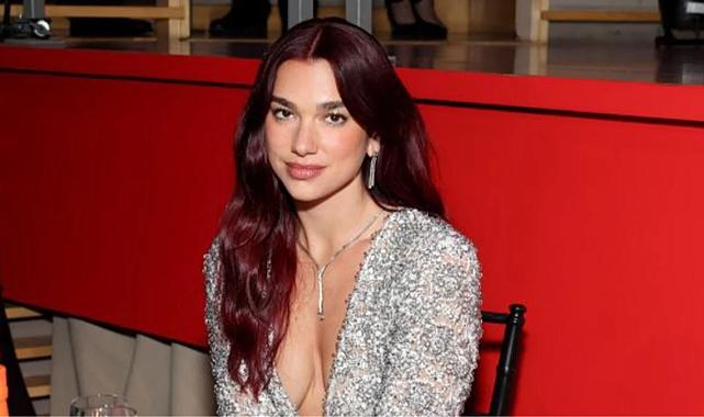 Bir haftada 1 milyon sterlin kazanan Dua Lipa, İngiltere&#039;nin en zengin ünlüleri arasına girdi