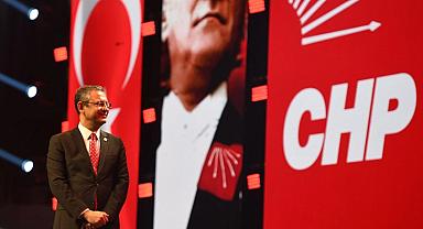 CHP'de Değişim Çalışmaları: Milletvekillerine Dönem Sınırı Gündemde