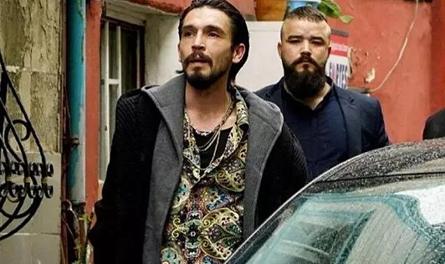 Cinsiyet değişimiyle çok konuşmuştu! Ses inceltme ameliyatı olan Meli Bendeli'nin son pozları gündemde