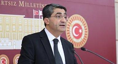 Ekmen, belgelerle ortaya koydu: “Kim yalan söylüyor? Sayın Bakan mı, KİK mi?”