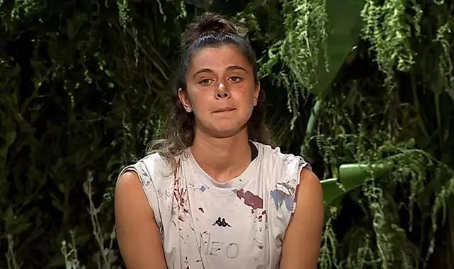 "Eşcinsel değilim" demişti! Survivor Nefise'den kafa karıştıran bir ada yorumu daha