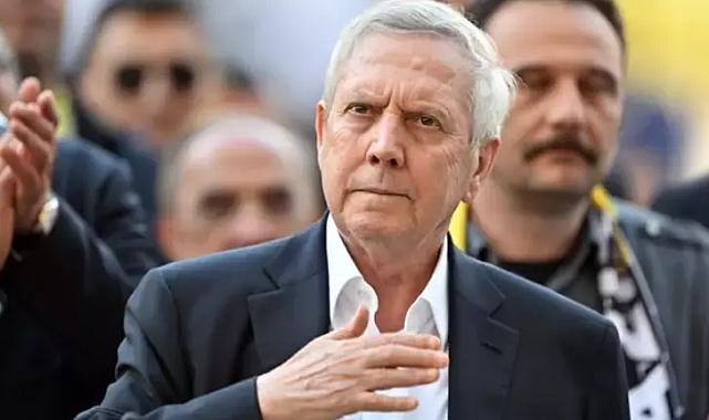 Fenerbahçe&#039;de Aziz Yıldırım&#039;dan çok sürpriz karar! Cumartesi günü o da geliyor...