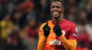 Galatasaray'daki geleceği merak edilen Wilfried Zaha'dan sakatlık itirafı!