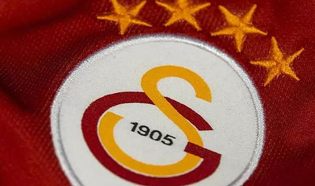Galatasaray, Elias Jelert&#039;i kadrosuna kattı!