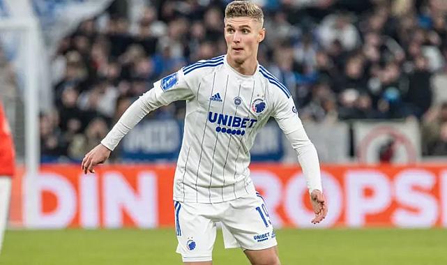 Galatasaray, Elias Jelert transferini resmen açıkladı! Taraftarın istediği sağ bek transferinde mutlu sona ulaşıldı...