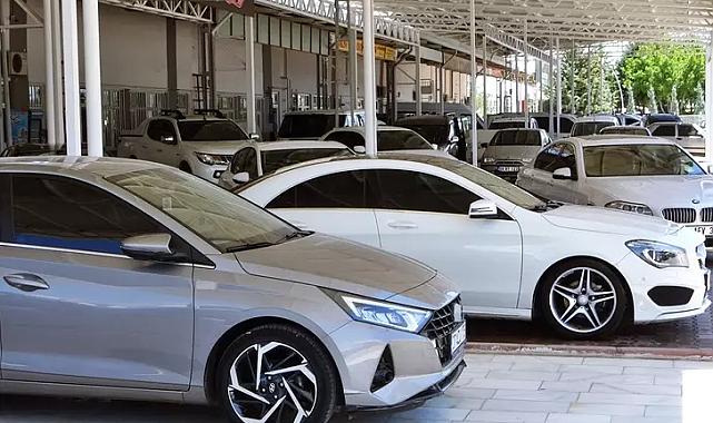 İkinci El Otomobil Piyasasında Şok Durgunluk: 1 Milyon TL'lik Araçlar 750 Bin TL'ye Geriledi! Piyasada Son 30 Yılda Görülmemiş Bir Durum...