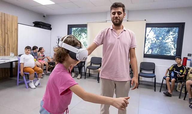 İzmir'de çevre bilinci artıyor: Sanal gerçeklik ile atıksız gelecek