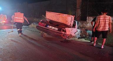 İzmir’de kontrolden çıkan otomobil takla attı: Yaralı var!