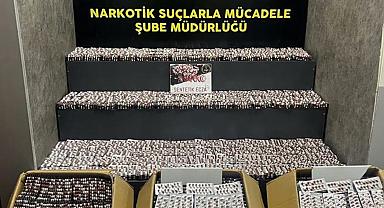 İzmir'de 'torbacı' operasyonu:102 bin adet extacy ele geçirildi