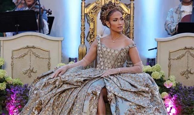 Jennifer Lopez muhteşem bir partiyle 55. yaşını kutladı! Gözler eşi Ben Affleck&#039;i aradı