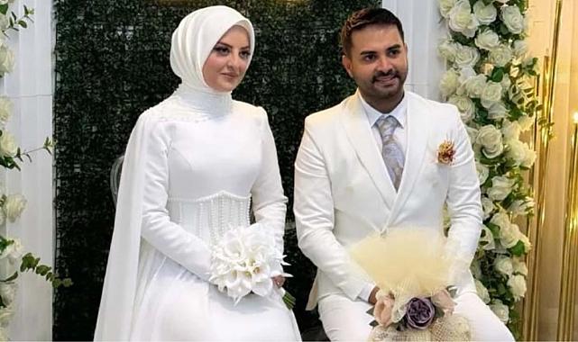 Kadir Ezildi, sır gibi sakladığı sevgilisiyle sözlendi