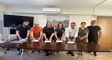 Karşıyaka’da toplu iş sözleşmesine imzalar atıldı