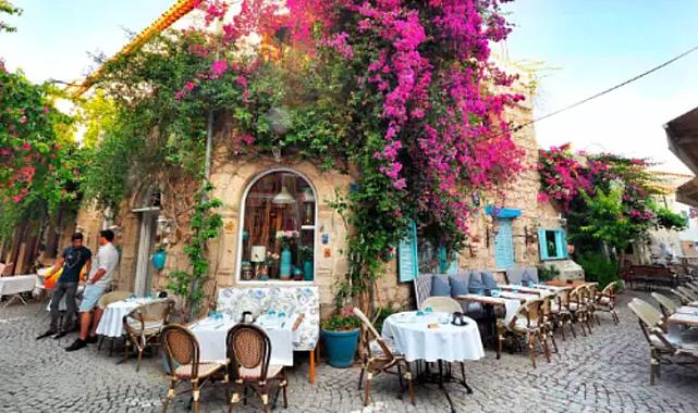 Konserler tek tek iptal edildi mekanlar boş kaldı: &#039;Dublör müşteri&#039; dönemi başladı! O ilan herkesi şaşırttı