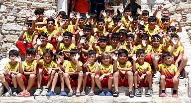 Kuşadası Belediyesi Nusaybinli Çocukları İlk Kez Denizle Buluşturdu