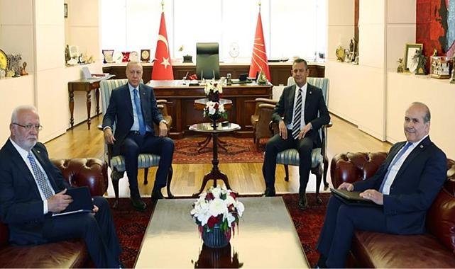 Liderlerin buluşmasında dikkat çeken detay! Erdoğan-Özel görüşmesine eşlik eden Elitaş &quot;Alışkın değiliz&quot; diyerek anlattı