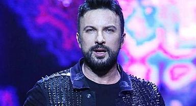 Megastar Tarkan'ın Yeni Tarzına Cem Yılmaz'dan Destek
