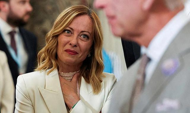 Meloni&#039;nin boyuyla dalga geçen gazeteciye tazminat cezası