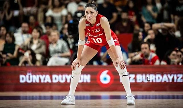 Menajerlik şirketinden açıklama var! Tuğba Şenoğlu İvegin'in olimpiyat kadrosundan çıkarılması Filenin Sultanları'nı karıştırdı