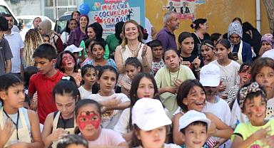 ‘Mutlu Çocuklar Sokağı’ ile Konak’ta sokaklar çocukların oyun alanı oldu