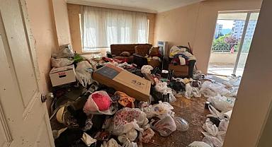 Nilüfer'de bu evden tonlarca çöp çıktı