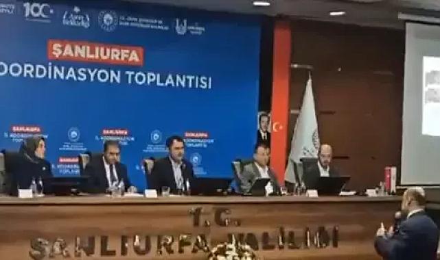 Şanlıurfa&#039;da protokol krizi! İsmi kaldırılan Kasım Gülpınar&#039;dan Murat Kurum&#039;a sert sözler, soğuk rüzgarlar esti