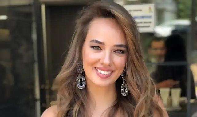 Seda Bakan'ın çok konuşulan tarzı! Zeytin Ağacı'nın galasından görüntüler