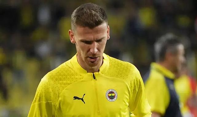 SON DAKİKA: Fenerbahçe'den yapılan açıklamada Serdar Aziz'in kamptan ayrıldığı duyuruldu!