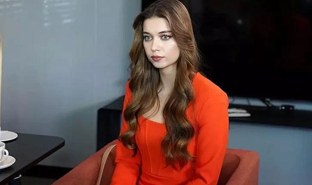 "Üzerimde hiç emeği yok görüşmem" demişti! Afra Saraçoğlu babasını affetti