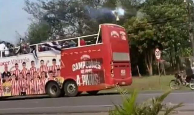 94 Yıl sonra gelen şampiyonluk kutlaması faciaya dönüşüyordu