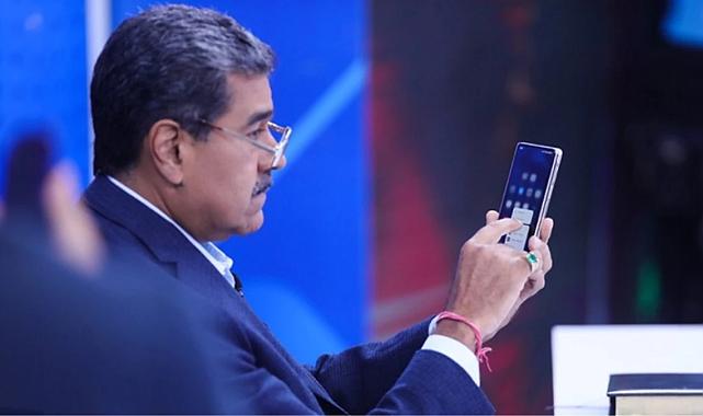 Canlı yayında telefonundaki WhatsApp'ı silen Maduro, 2 uygulamayı tavsiye etti