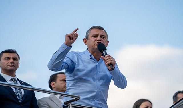 CHP Lideri Özgür Özel Manisa'da Çiftçi Mitingi'nde konuştu